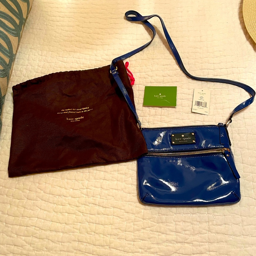 KATE SPADE CROSSBODY - BLUE PATENT LEATHER - EUC
